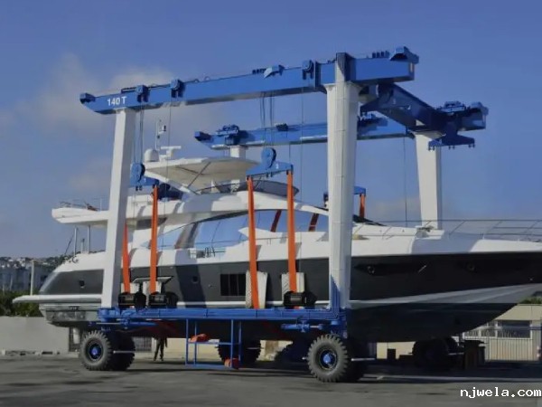 游艇吊的吊装技术：游艇吊装需要掌握哪些技术？